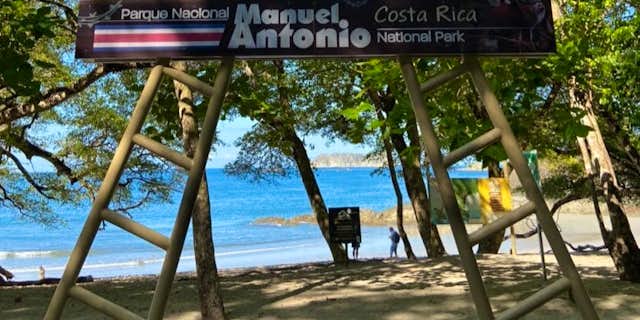 Shared Shuttle Monteverte To Manuel Antonio - Image 2