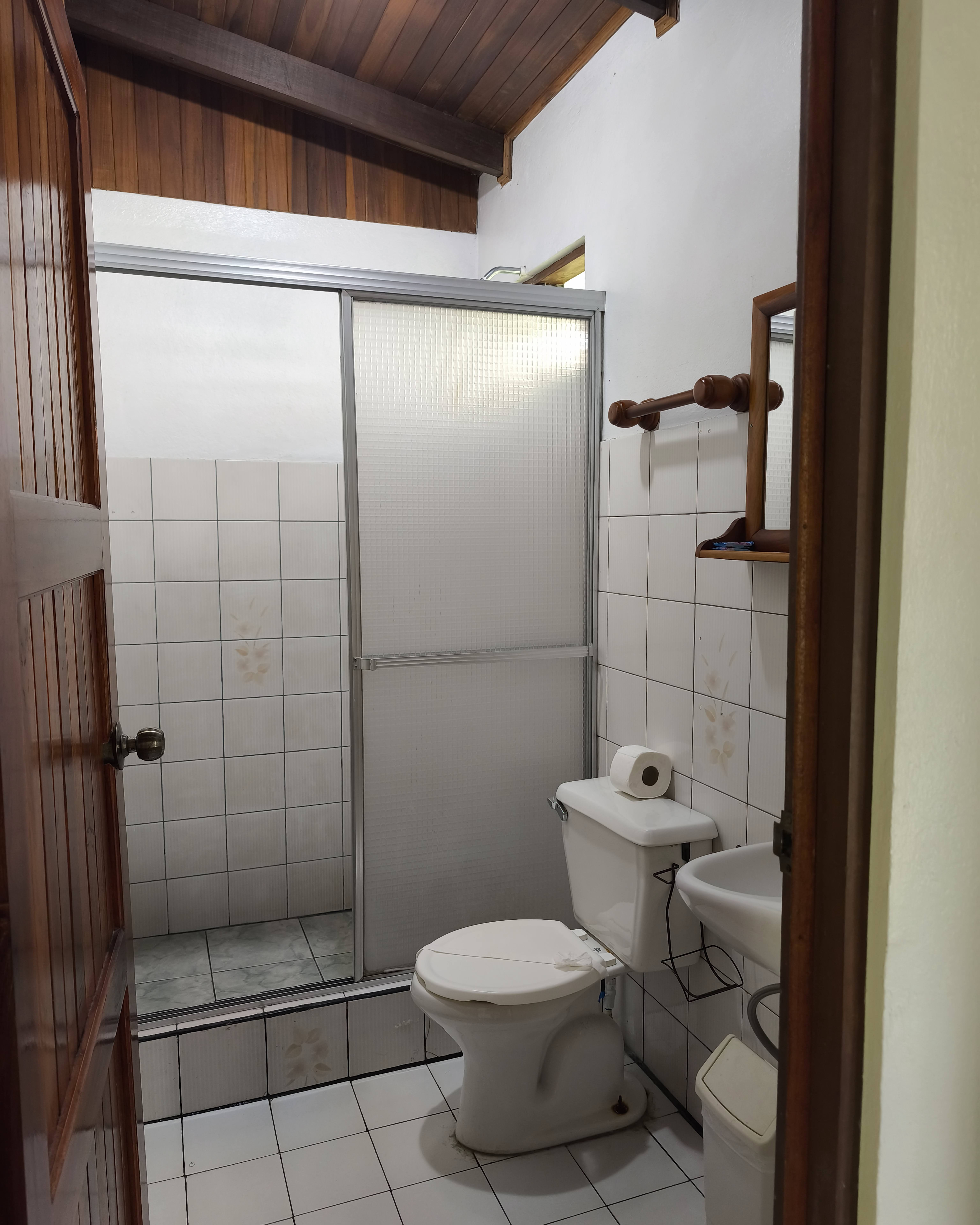Double Single Bed + Full Bed 3